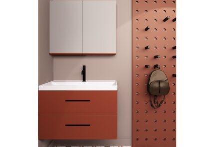 FURN82