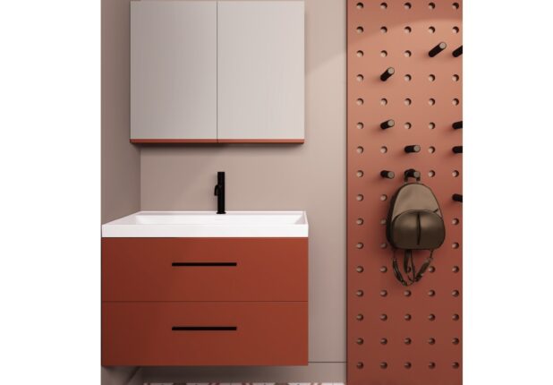 FURN82
